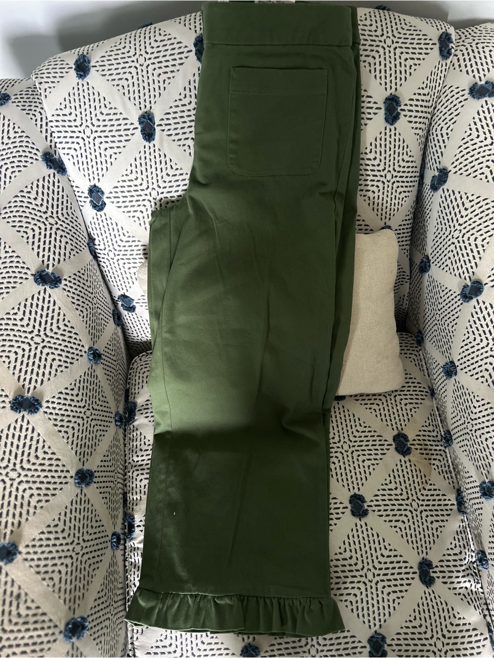 Crown & Ivy Olive Green women’s Ruffle  Pants
